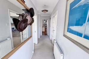 Larkfield Way